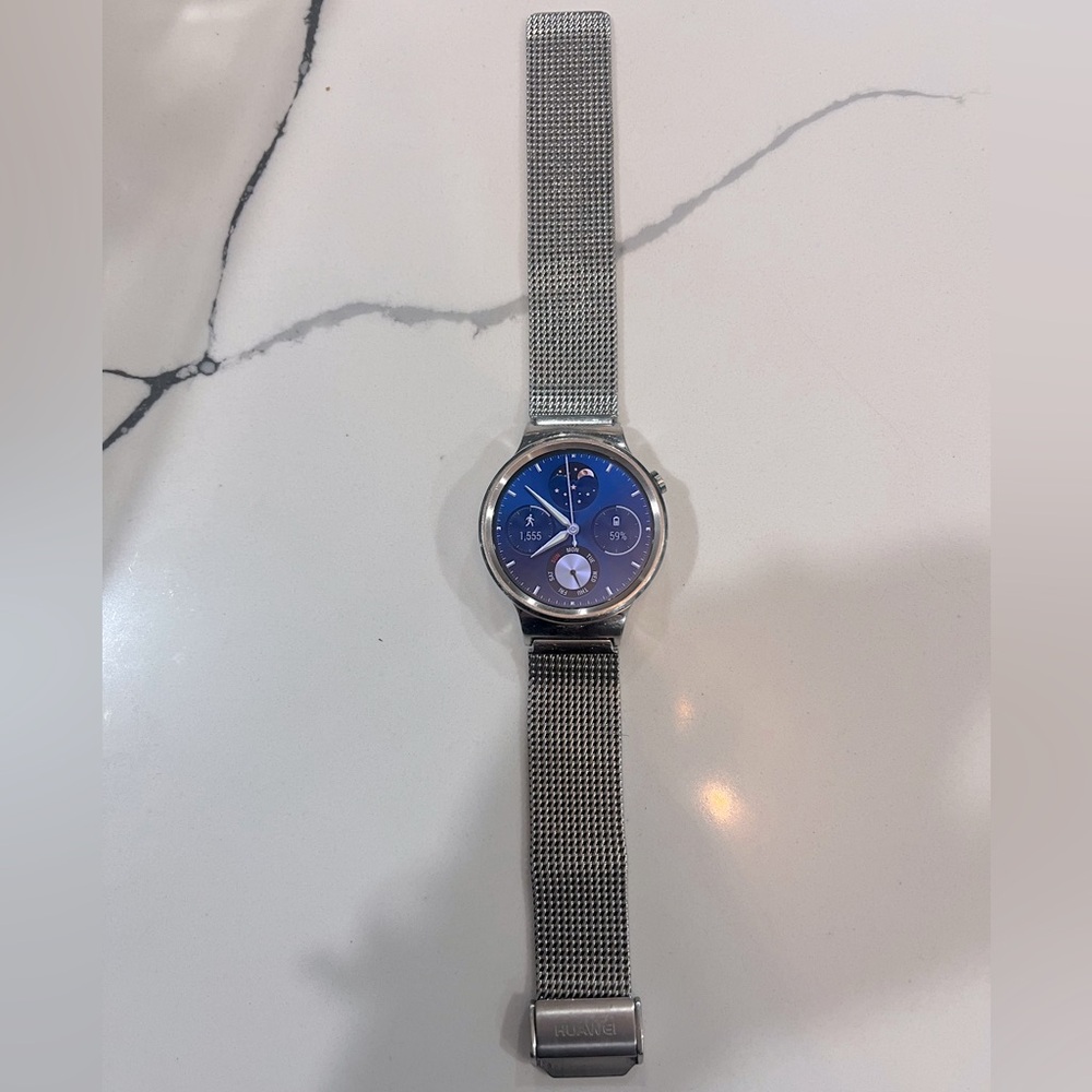 Huawei Smart Watch w/ Steel Band (Adjustable)